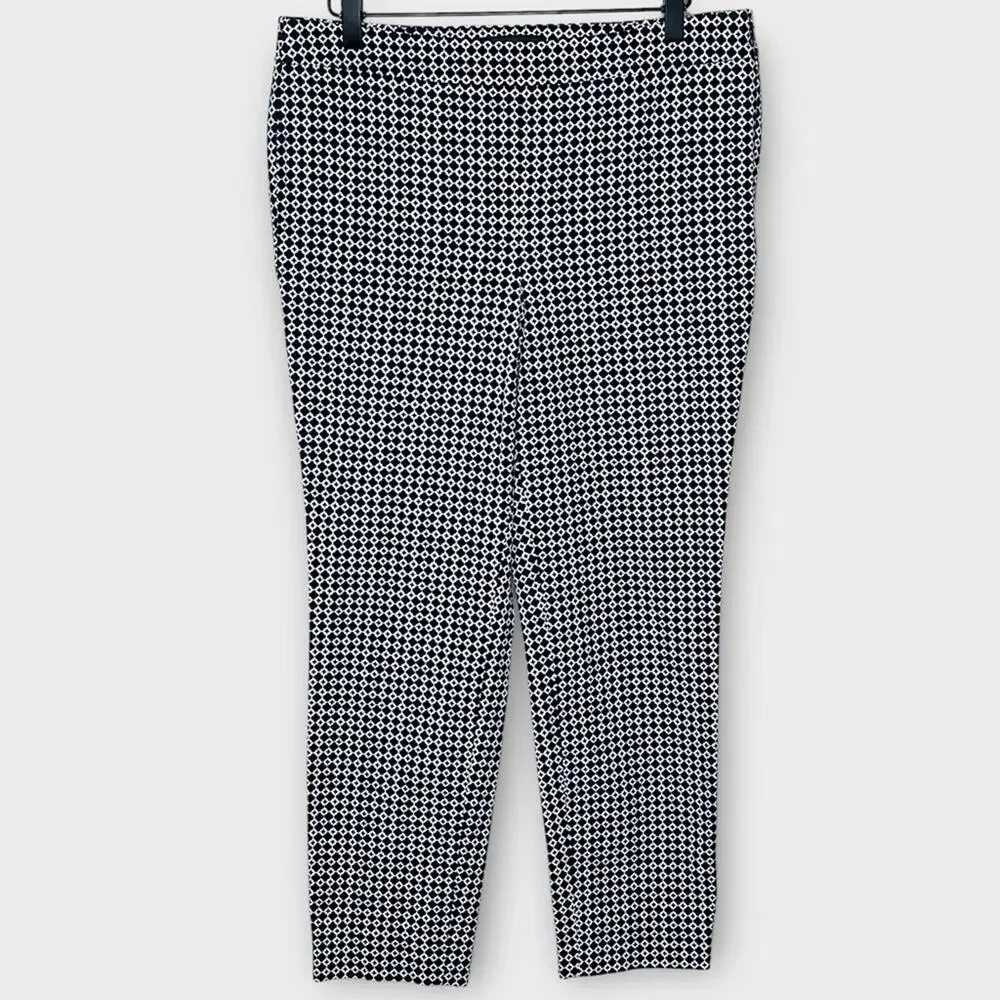 TALBOTS Chatham Ankle Pants Navy White Geo Print Size 10 Petite Preppy - Picture 2 of 8